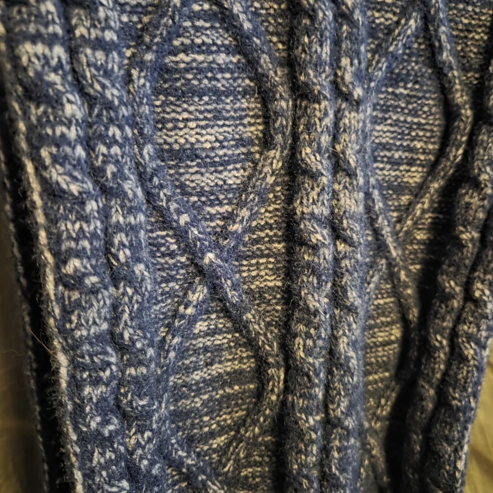 Chunky Cable Knit Blue Marled Scarf with Fringe | Cozy Winter